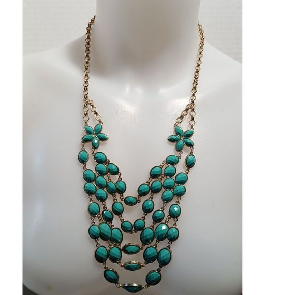 Bold Turquoise Colored Statement Necklace with Gold-toned Chain and Floral - Picture 7 of 12